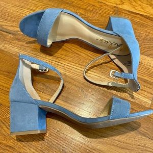 Lulu’s dusty blue block heel